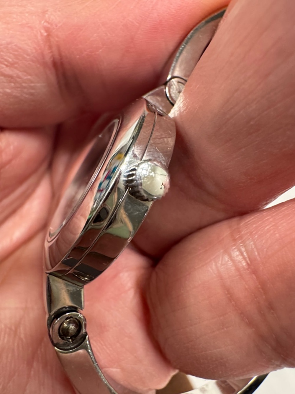 Authentic Gucci Silver Bangle Watch with Green and Red Stripe Dial - Picture 8 of 14